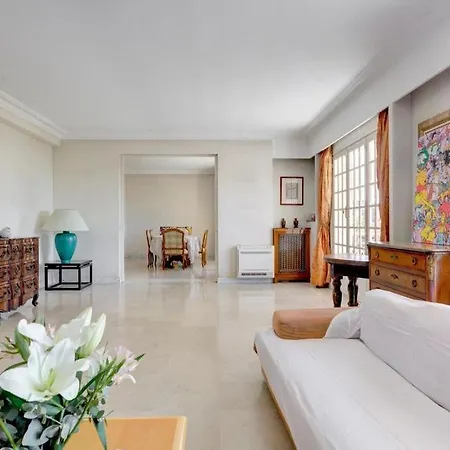 Villa Seniff In Nice